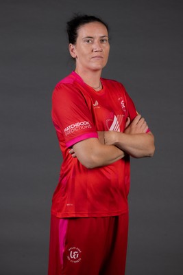190726 - Welsh Fire Women Squad Portraits -  Em Arlott