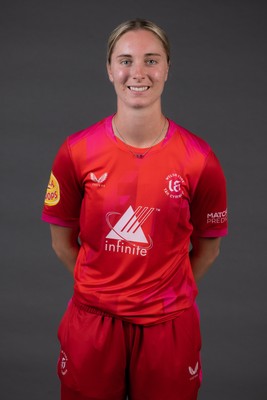 190726 - Welsh Fire Women Squad Portraits - Freya Kemp