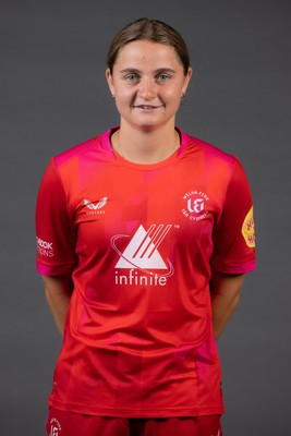 190726 - Welsh Fire Women Squad Portraits -  Niamh Holland