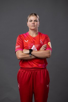 240726 - Welsh Fire Women Squad Portraits - Georgia Voll
