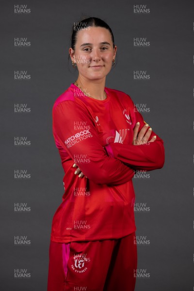 190726 - Welsh Fire Women Squad Portraits -  Abi Norgrove