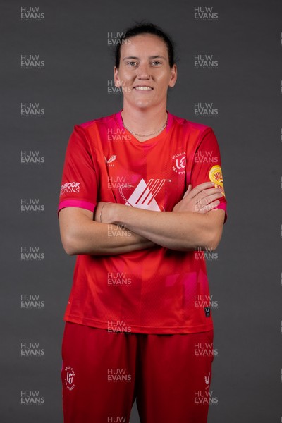 190726 - Welsh Fire Women Squad Portraits -  Em Arlott