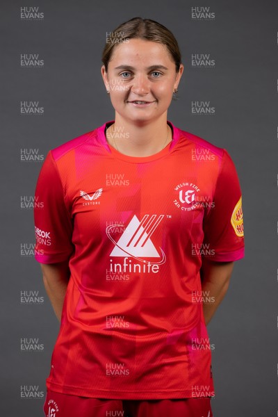 190726 - Welsh Fire Women Squad Portraits -  Niamh Holland
