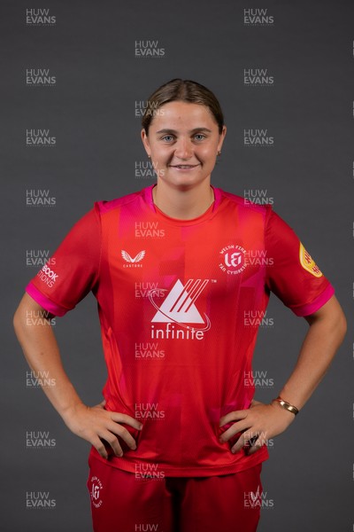 190726 - Welsh Fire Women Squad Portraits -  Niamh Holland