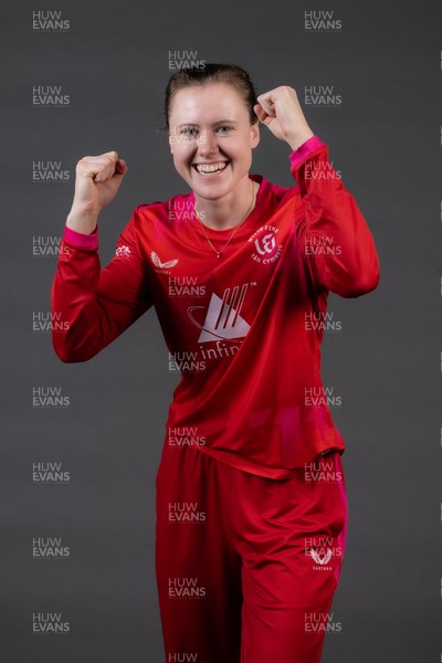 190726 - Welsh Fire Women Squad Portraits -  Sarah Bryce