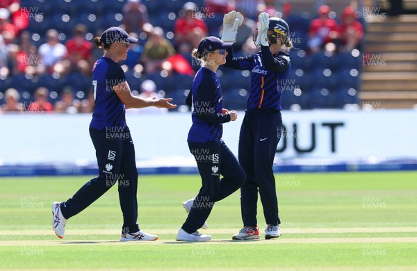120826 - Welsh Fire Women v London Spirit Women, The Hundred -London Spirit celebrate after taking the wicket of Freya Kemp of Welsh Fire