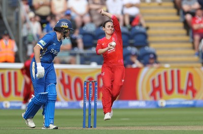 250726 - Welsh Fire Women v MI London Women - The Hundred - Em Arlott of Welsh Fire bowling
