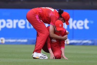 250726 - Welsh Fire Women v MI London Women - The Hundred - Ella McCaughan of Welsh Fire catches the ball to dismiss Alice Davidson-Richards of MI London