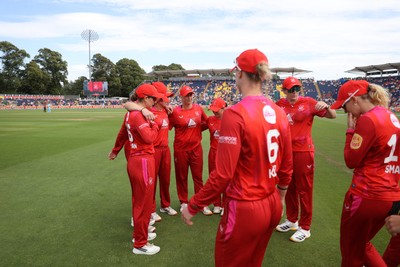 250726 - Welsh Fire Women v MI London Women - The Hundred - Team huddle