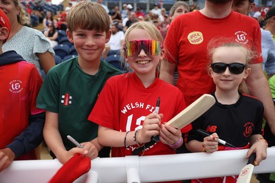 250726 - Welsh Fire Women v MI London Women - The Hundred - Fans