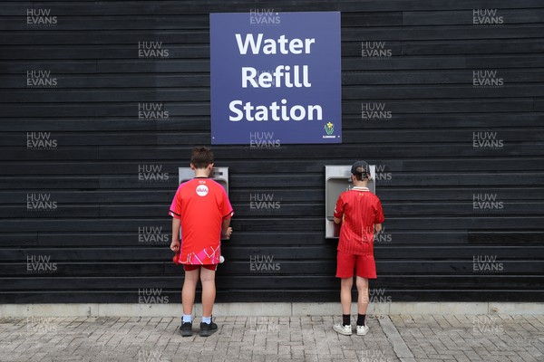 250726 - Welsh Fire Women v MI London Women - The Hundred - Water refill station