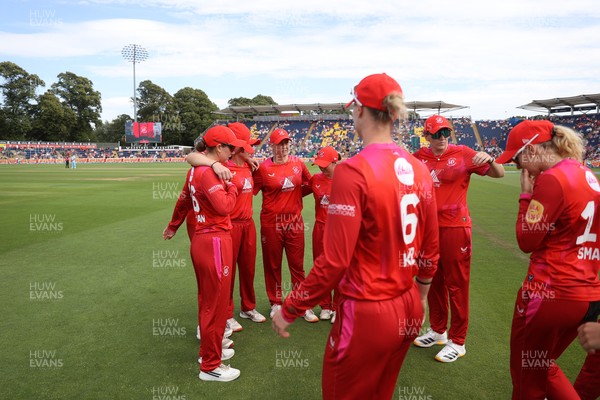 250726 - Welsh Fire Women v MI London Women - The Hundred - Team huddle