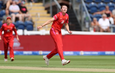 030826 - Welsh Fire Women v Southern Brave Women - The Hundred - Grace Potts of Welsh Fire bowling