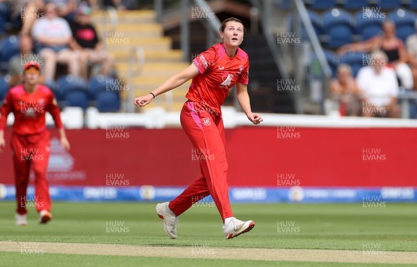 030826 - Welsh Fire Women v Southern Brave Women - The Hundred - Grace Potts of Welsh Fire bowling