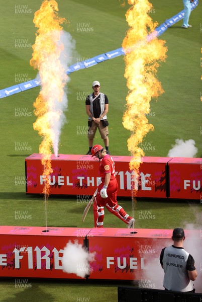 030826 - Welsh Fire Women v Southern Brave Women - The Hundred - Welsh Fire come onto the field for the second innings
