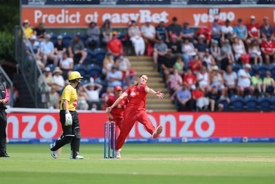 290726 - Welsh Fire Women v Trent Rockets Women, The Hundred - Grace Potts of Welsh Fire bowls