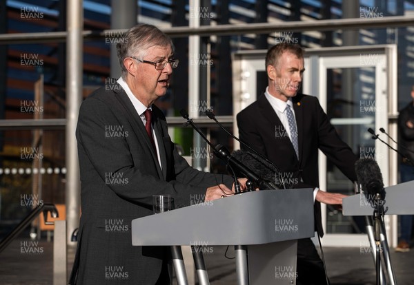 221121 - Picture shows First Minister Mark Drakeford and  leader of Plaid Cymru Adam Price at the Senedd to announce a partnership between the Welsh Government and Plaid Cymru Senedd Group
