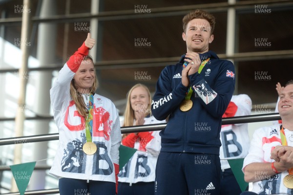 290916 - Olympic and Paralympic Homecoming -Gold medalists Hannah Mills and Owain Doull outside the Senedd, Cardiff Bay