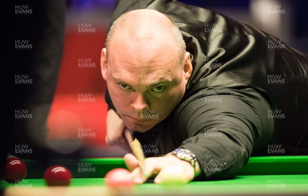 280218 - Welsh Open Snooker, Motorpoint Arena, Cardiff - Stuart Bingham during his  second round match against Jackson Page
