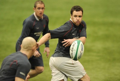 29.02.08 - Wales Rugby Training - Mark Jones in action during training 