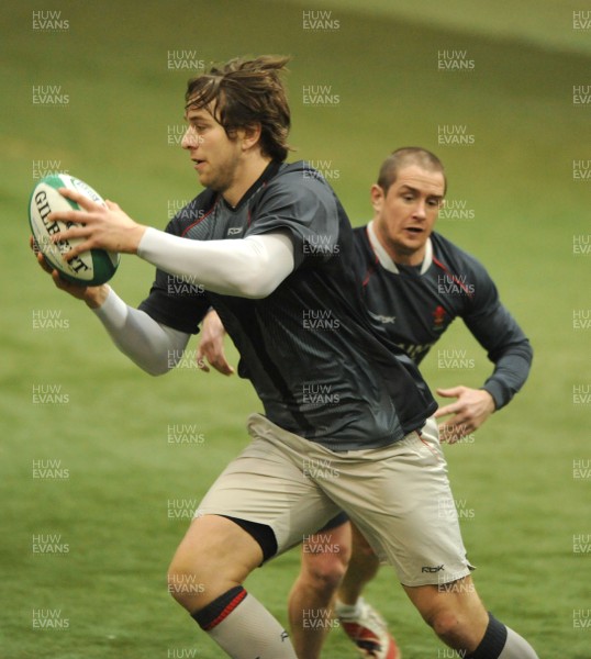 29.02.08 - Wales Rugby Training - Ryan Jones in action during training 