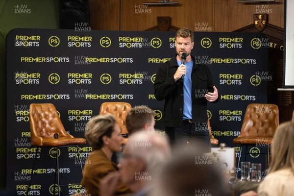 150926 - Welsh Rugby Writers’ Association Annual Awards, in association with Premier Sports - Ross Harries