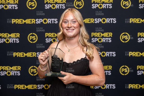 150926 - Welsh Rugby Writers� Association Annual Awards, in association with Premier Sports - Wales Women�s Young Player of the Year � Seren Lockwood