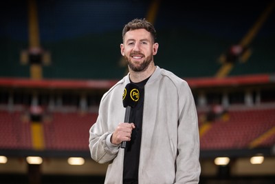 180925 - Welsh Rugby Writers Awards - Premier Sports pundit Alex Cuthbert
