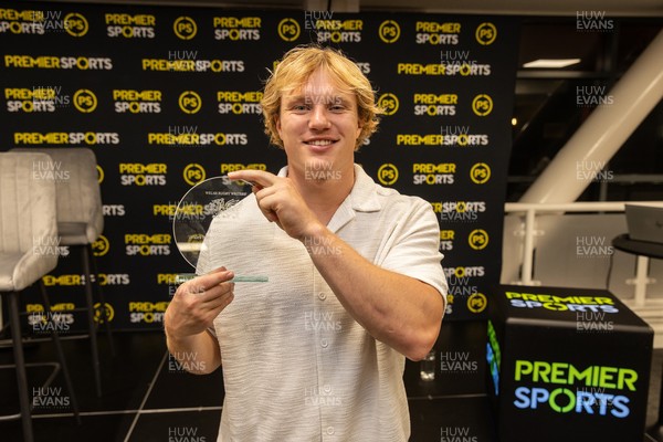 180925 - Welsh Rugby Writers Awards - Wales men�s young player of the year Blair Murray