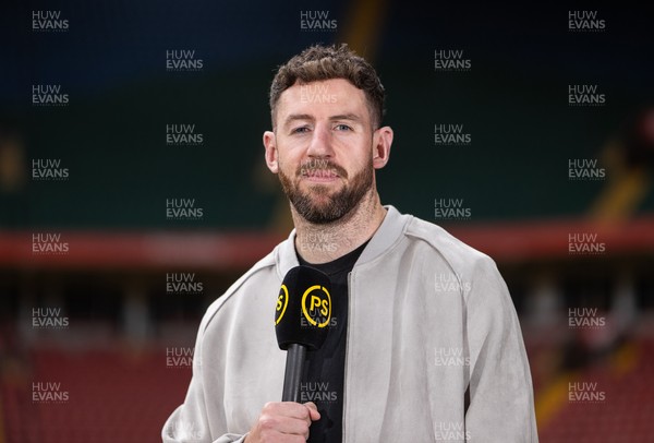 180925 - Welsh Rugby Writers Awards - Premier Sports pundit Alex Cuthbert