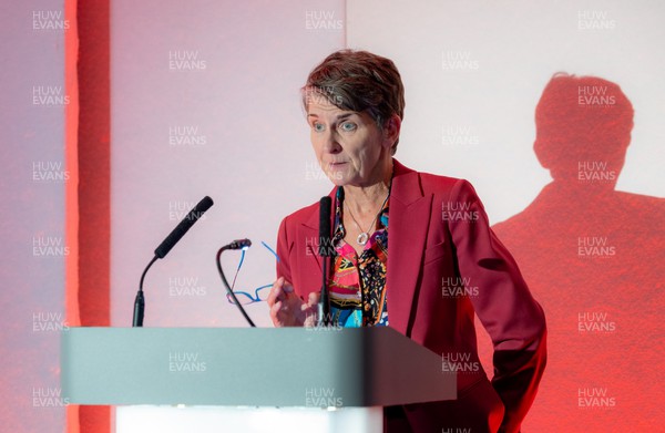 140923 - Welsh Sports Hall of Fame Dinner, Cardiff City Stadium - Professor Laura McAllister CBE FLSW addresses guests