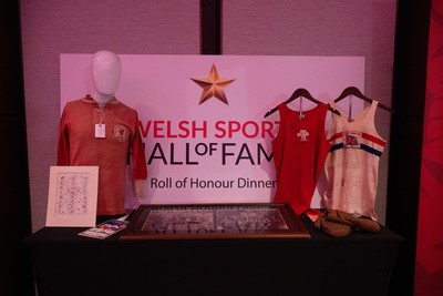 221026 - Welsh Sports Hall Of Fame Awards - 