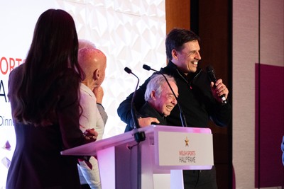 221026 - Welsh Sports Hall Of Fame Awards - 