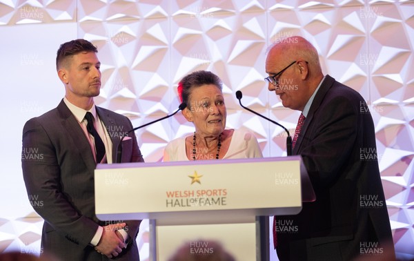 231025 - Welsh Sports Hall of Fame Awards Dinner, Parkgate Hotel, Cardiff -