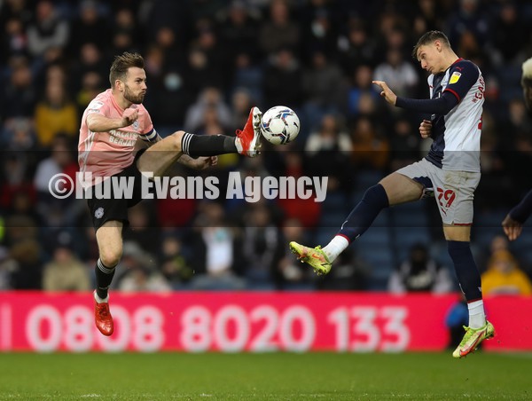 020122 West Bromwich Albion v Cardiff City, Sky Bet Championship - Joe Ralls of Cardiff City and Taylor Gardner-Hickman of West Bromwich Albion compete for the ball