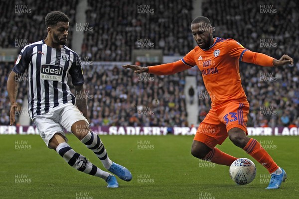 051019 - West Bromwich Albion v Cardiff City, Sky Bet Championship - Junior Hoilett of Cardiff City (right) in action with Darnell Furlong of West Bromwich Albion