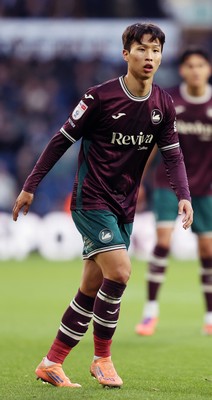 291125 - West Bromwich Albion v Swansea City - Sky Bet Championship - Eom Ji-sung of Swansea