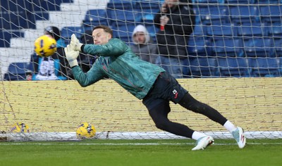 291125 - West Bromwich Albion v Swansea City - Sky Bet Championship - Goalkeeper Paul Farman of Swansea