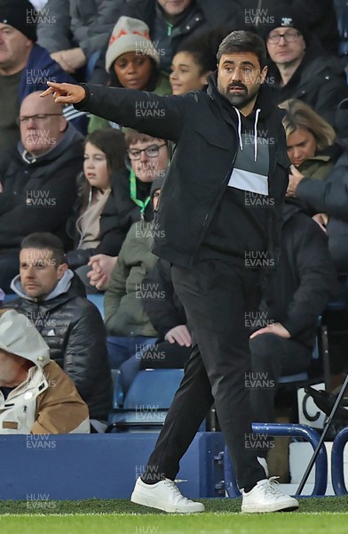 291125 - West Bromwich Albion v Swansea City - Sky Bet Championship - Swansea manager Vitor Matos