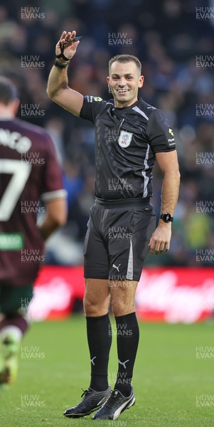 291125 - West Bromwich Albion v Swansea City - Sky Bet Championship - Referee Tom Nield