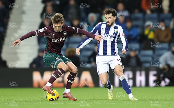 291125 - West Bromwich Albion v Swansea City - Sky Bet Championship - Ethan Galbraith of Swansea and George Campbell of George Campbell of WBA