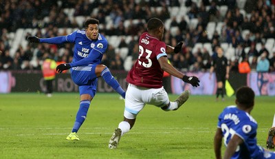 041218 - West Ham United v Cardiff City - Premier League - Nathaniel Mendez-Laing of Cardiff City has a shot at goal