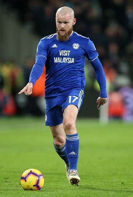 041218 - West Ham United v Cardiff City - Premier League - Aron Gunnarsson of Cardiff City