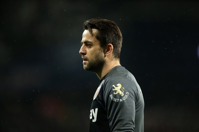 041218 - West Ham United v Cardiff City - Premier League - Lukasz Fabianski of West Ham