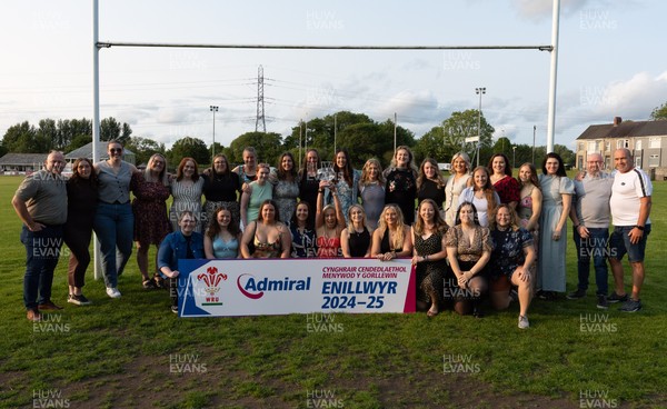 070625 - West Swansea Hawks - Sue Jones captain of West Swansea Hawks with the League Trophy as the team celebrate winning the Admiral Women’s West League Title