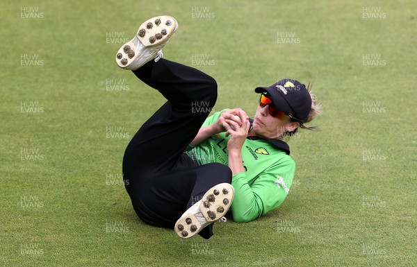 250821 - Western Storm v The Thunder - Charlotte Edwards Cup - Fi Morris takes the catch