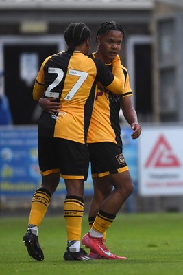 150725 - Weston-Super-Mare v Newport County - Preseason Friendly - Moses-Alexander Walker of Newport County scores the first goal of the game and celebrates with Armani Babah