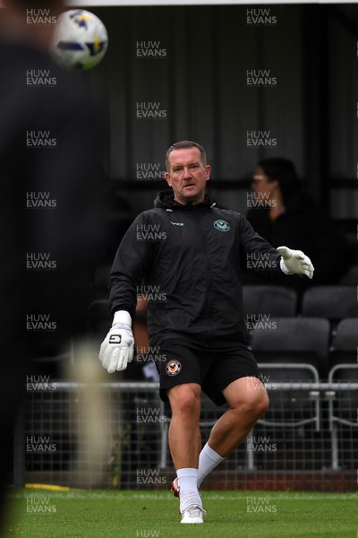 150725 - Weston-Super-Mare v Newport County - Preseason Friendly - Newport County Goalkeeper Coach, Lee Kendall
