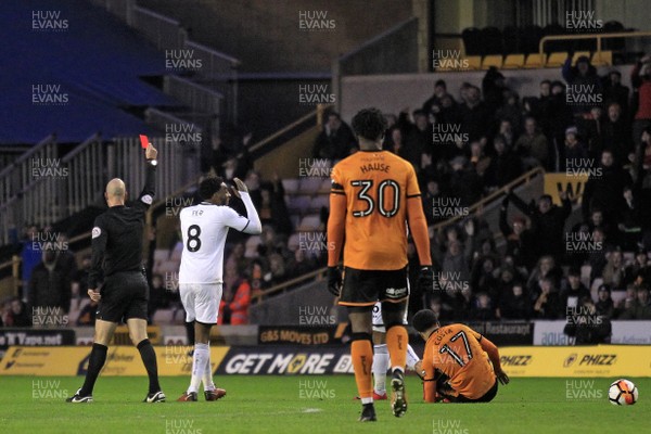 060118 - Wolverhampton Wanderers v Swansea City, FA Cup Third Round - Referee Anthony Taylor shows the red card to Leroy Fer of Swansea City