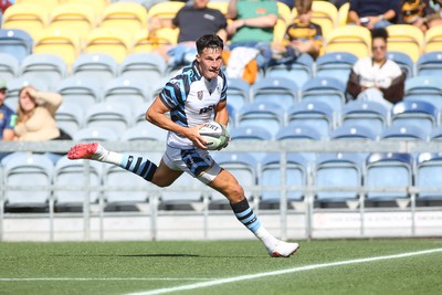 050926 - Worcester Warriors v Cardiff Rugby - Preseason Friendly - Ellis Bevan of Cardiff scores a try